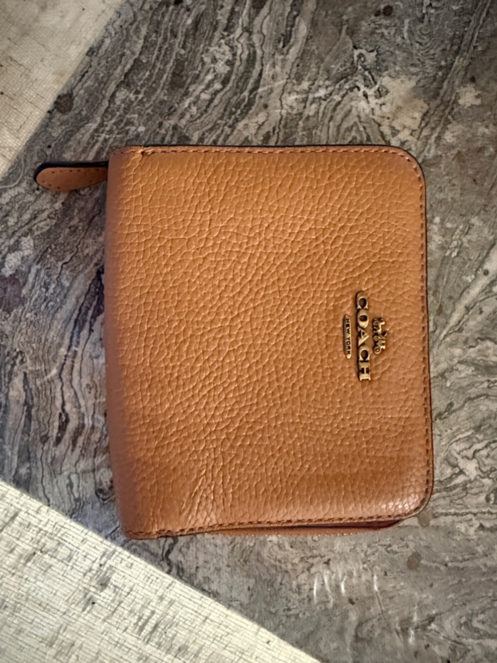 Coach Pebbled Leather Zip Wallet in Tan Brown with Gold Logo